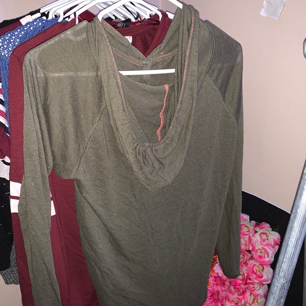 long sleeve tee shirt hoodie
